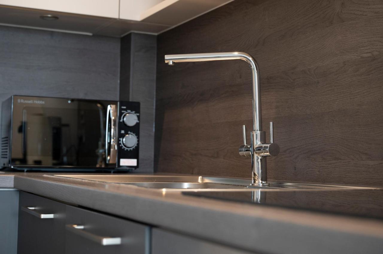 Seven Living Ashford - Modern And Spacious Apartments Dış mekan fotoğraf